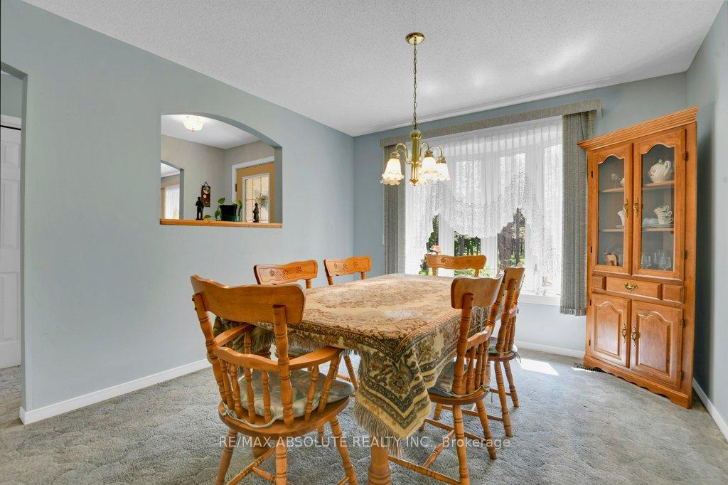 Photo 13 of 8344 Forest Green Crescent, Ottawa, Osgoode Twp North of Reg Rd 6 — HOMEH