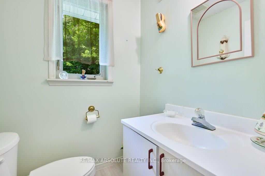Photo 20 of 8344 Forest Green Crescent, Ottawa, Osgoode Twp North of Reg Rd 6 — HOMEH
