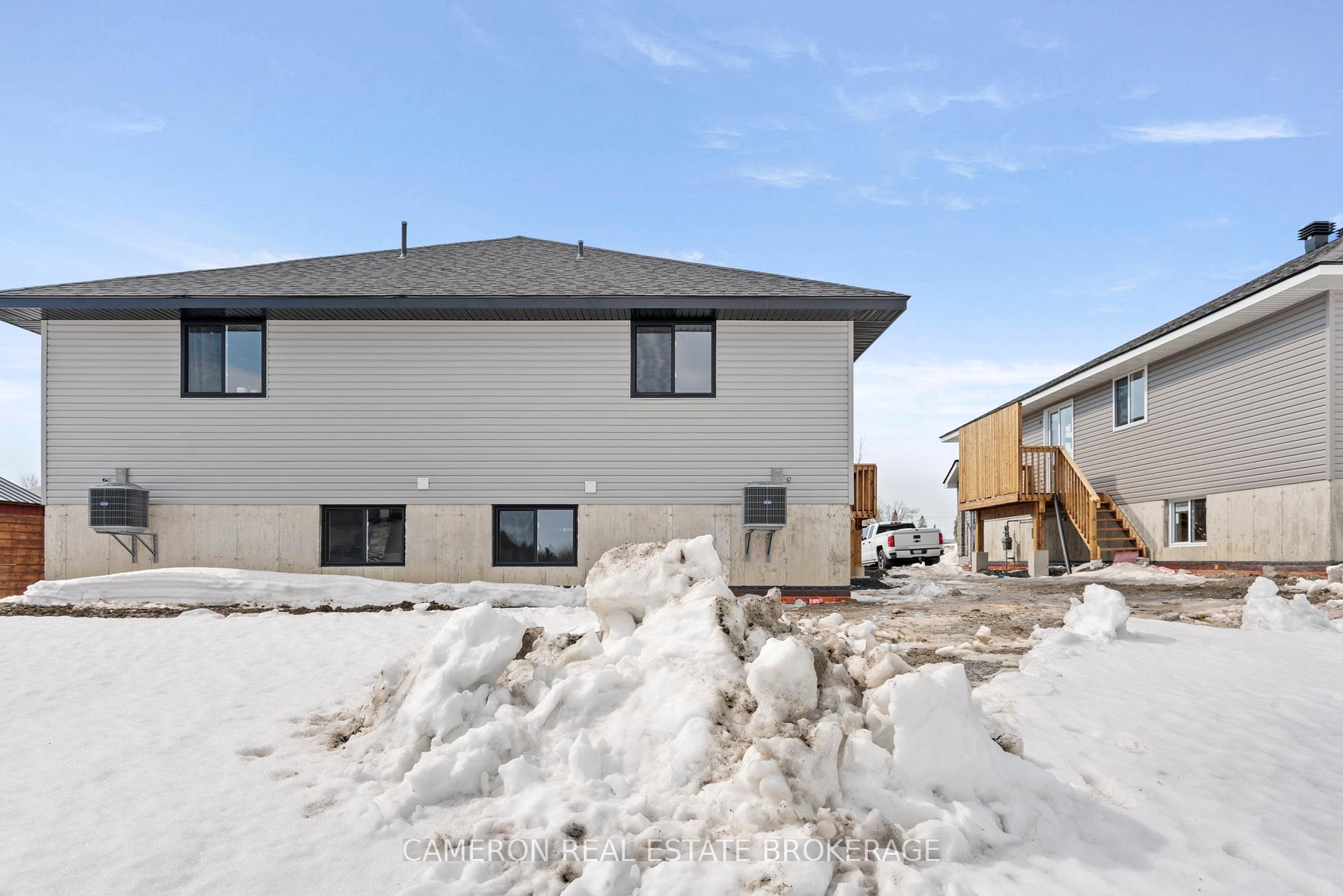 Photo 21 of 3139 Mauricy Street, Cornwall — HOMEH