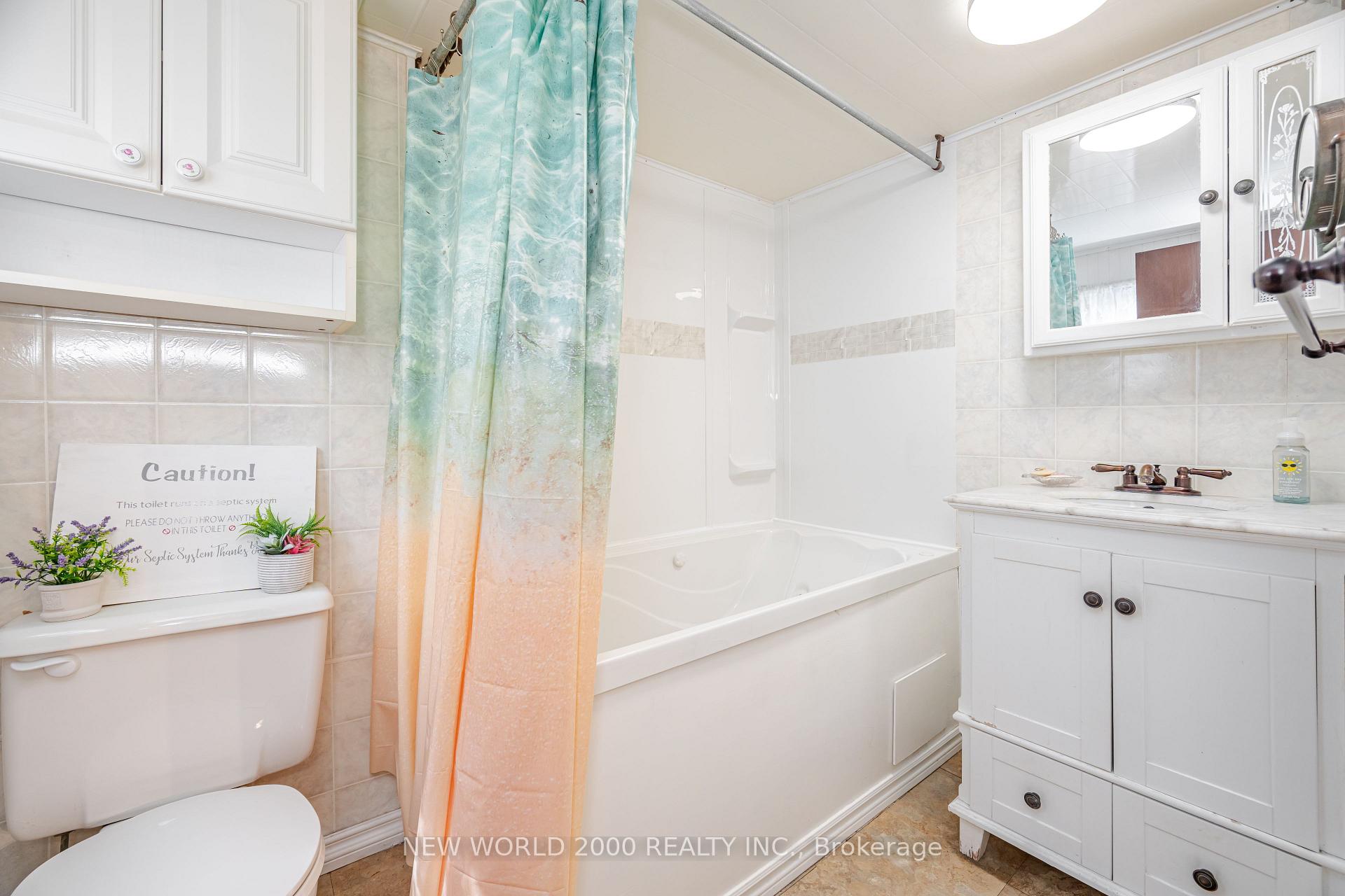Photo 7 of 4 Chambers Lane, Georgina, Pefferlaw — HOMEH