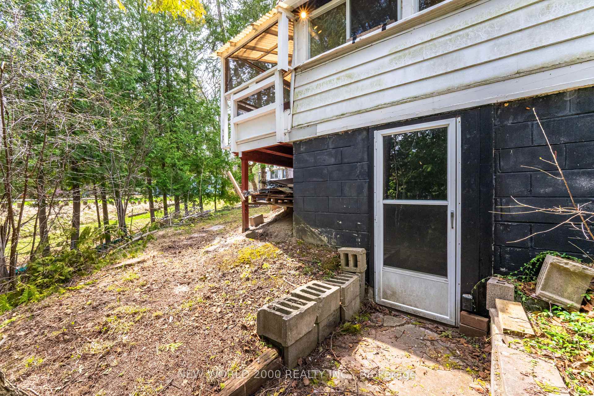 Photo 11 of 4 Chambers Lane, Georgina, Pefferlaw — HOMEH