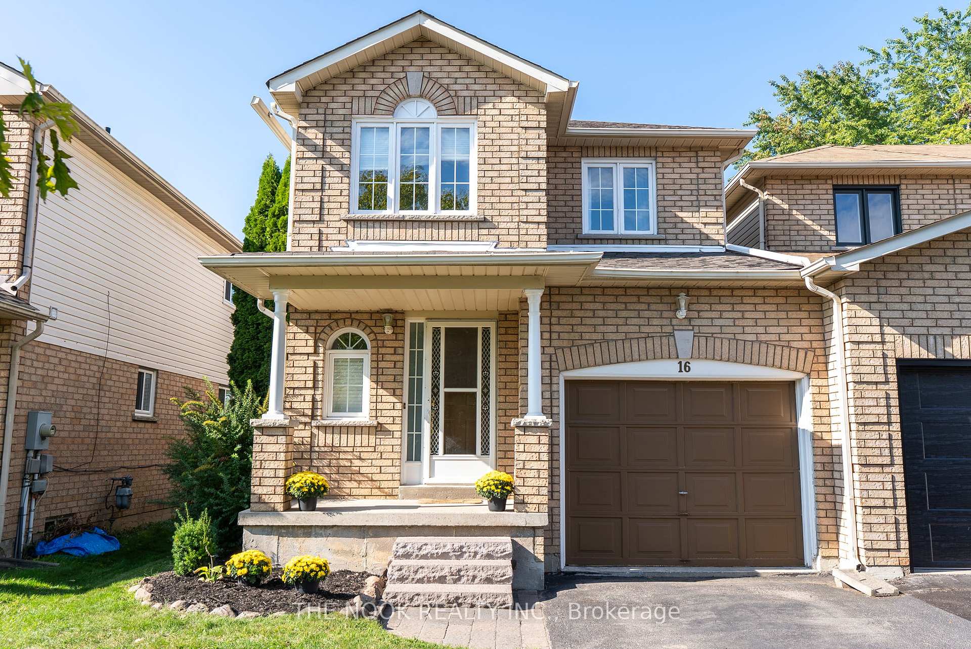 Photo 1 of 16 Somerscales Drive, Clarington, Bowmanville — HOMEH