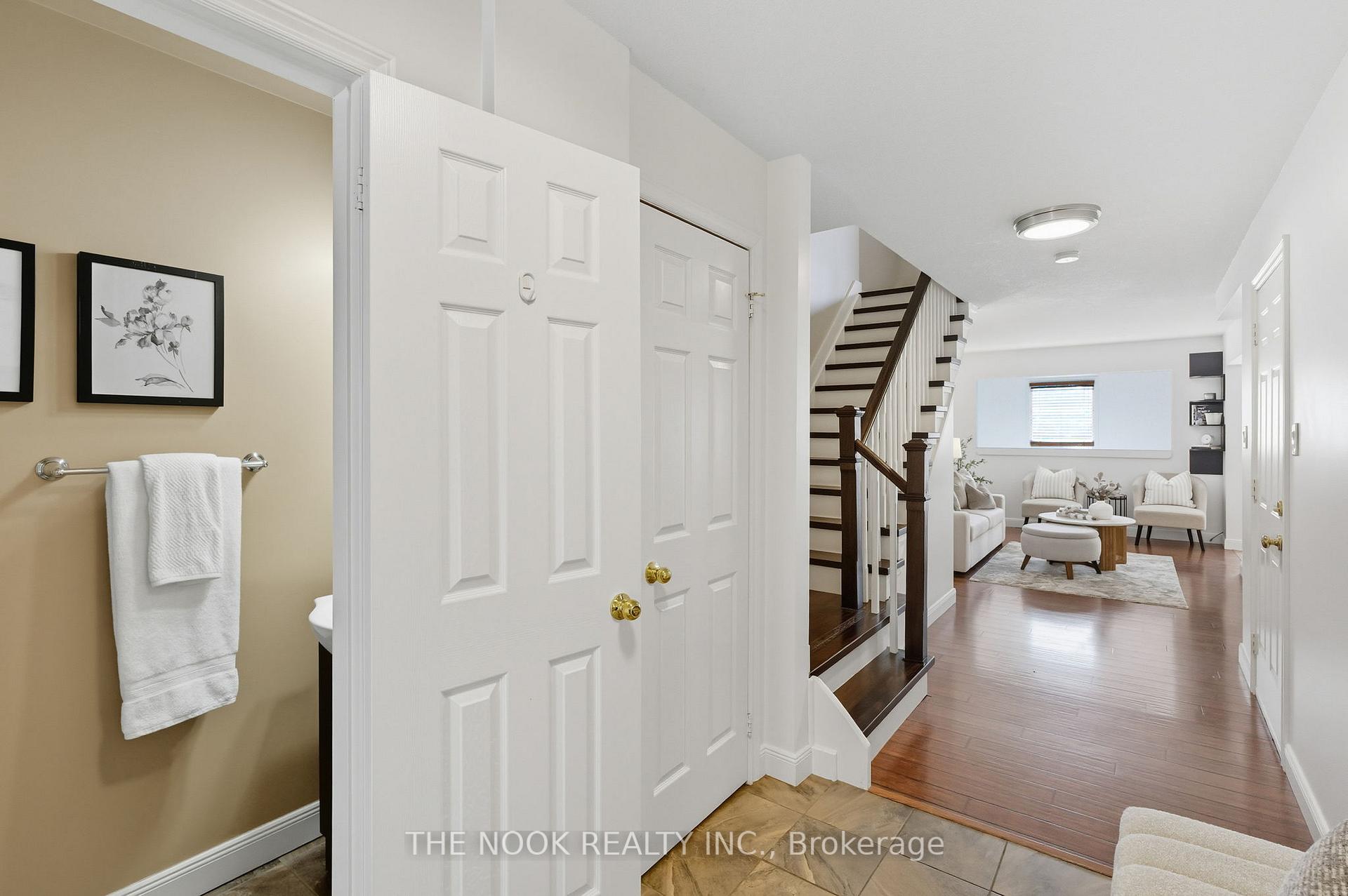 Photo 5 of 16 Somerscales Drive, Clarington, Bowmanville — HOMEH