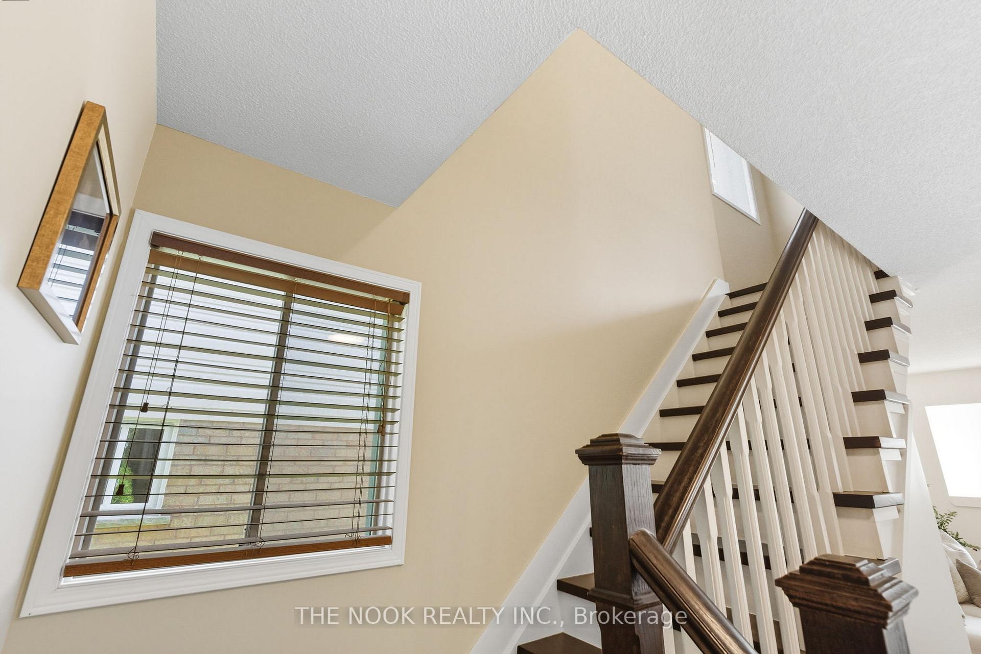 Photo 20 of 16 Somerscales Drive, Clarington, Bowmanville — HOMEH