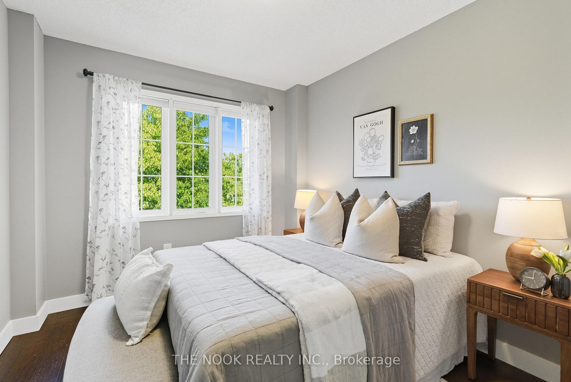 Photo 30 of 16 Somerscales Drive, Clarington, Bowmanville — HOMEH