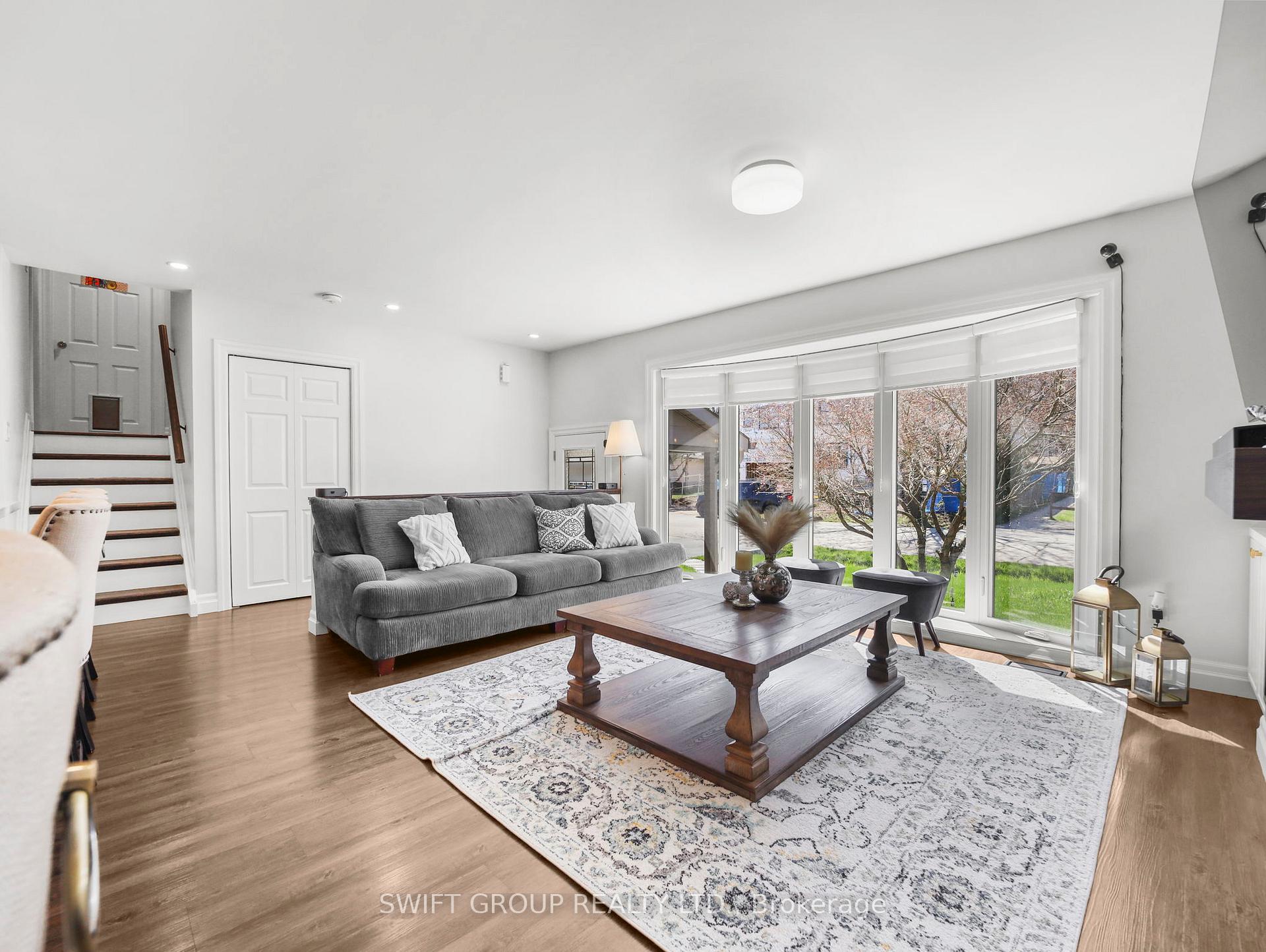 Photo 3 of 39 Viking Drive, Grimsby, Grimsby Beach — HOMEH
