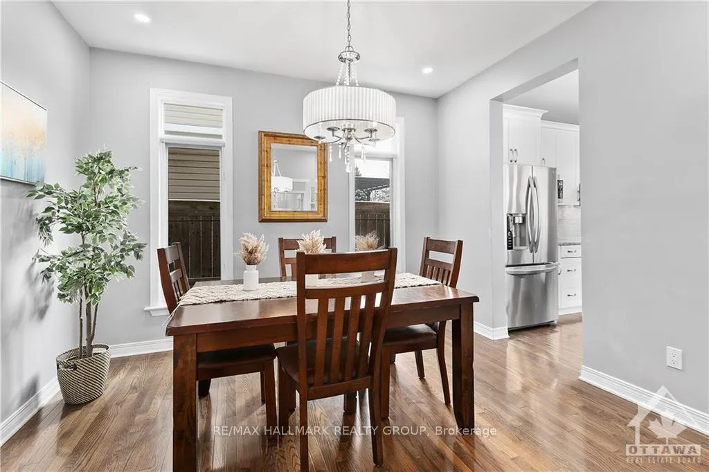 Photo 4 of 4464 Shoreline Drive, Ottawa, Riverside South/Gloucester Glen — HOMEH