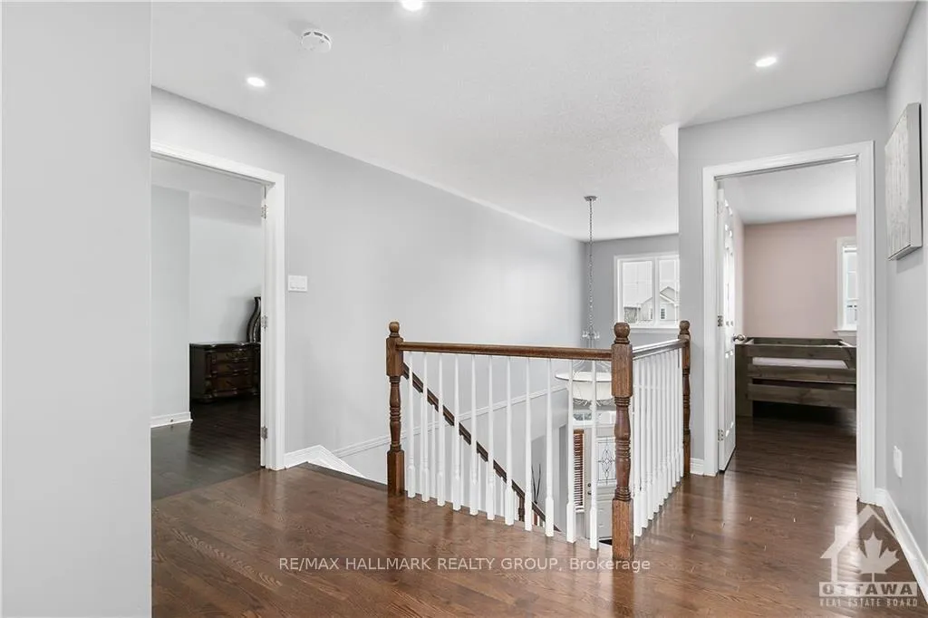 Photo 8 of 4464 Shoreline Drive, Ottawa, Riverside South/Gloucester Glen — HOMEH