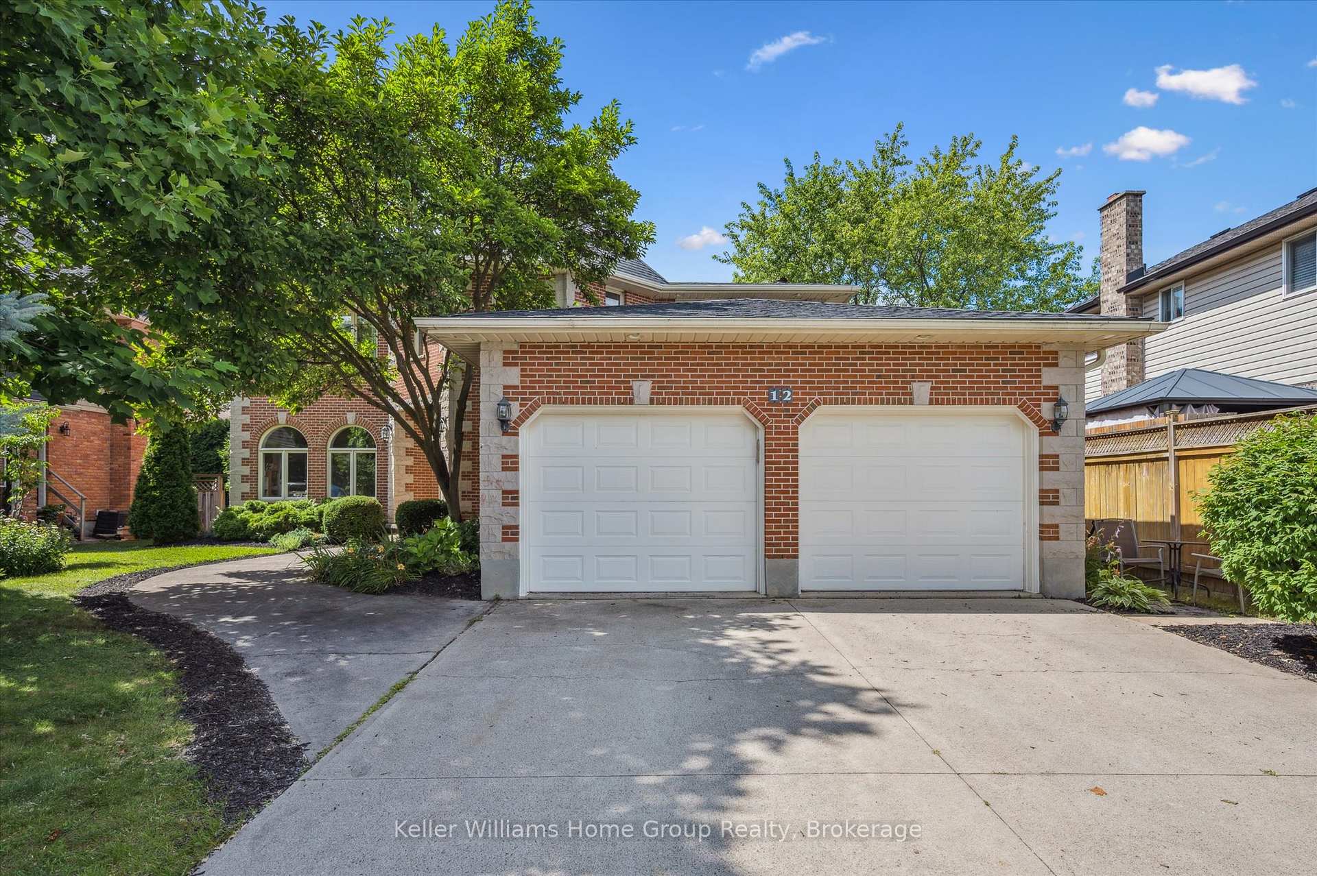 Photo 2 of 12 Harts Lane E, Guelph, Kortright East — HOMEH
