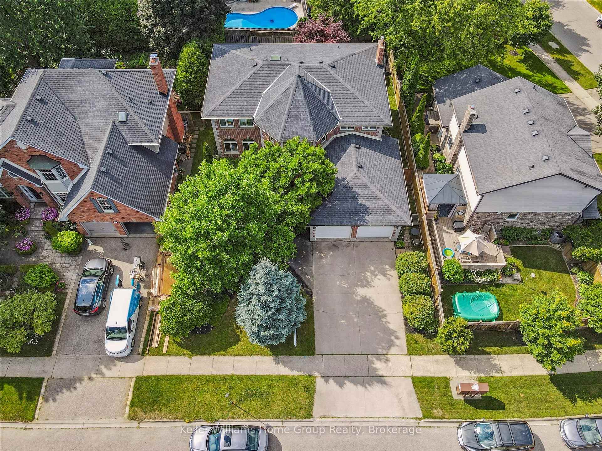 Photo 41 of 12 Harts Lane E, Guelph, Kortright East — HOMEH