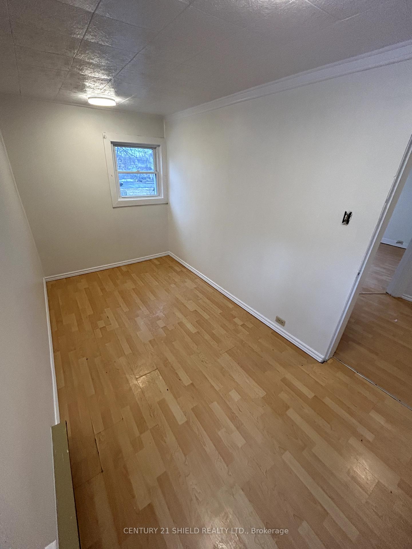 Photo 10 of 230 York Street, Cornwall — HOMEH