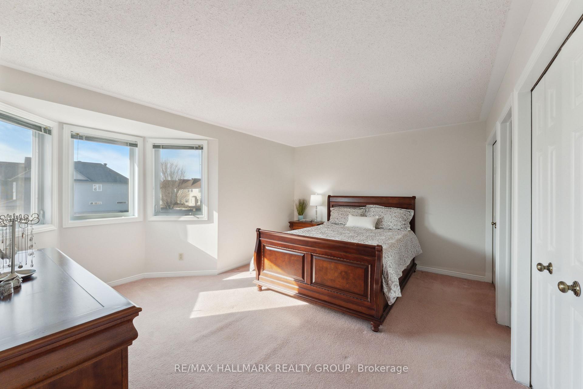 Photo 19 of 79 Halley Street, Ottawa, Barrhaven - Heritage Park — HOMEH