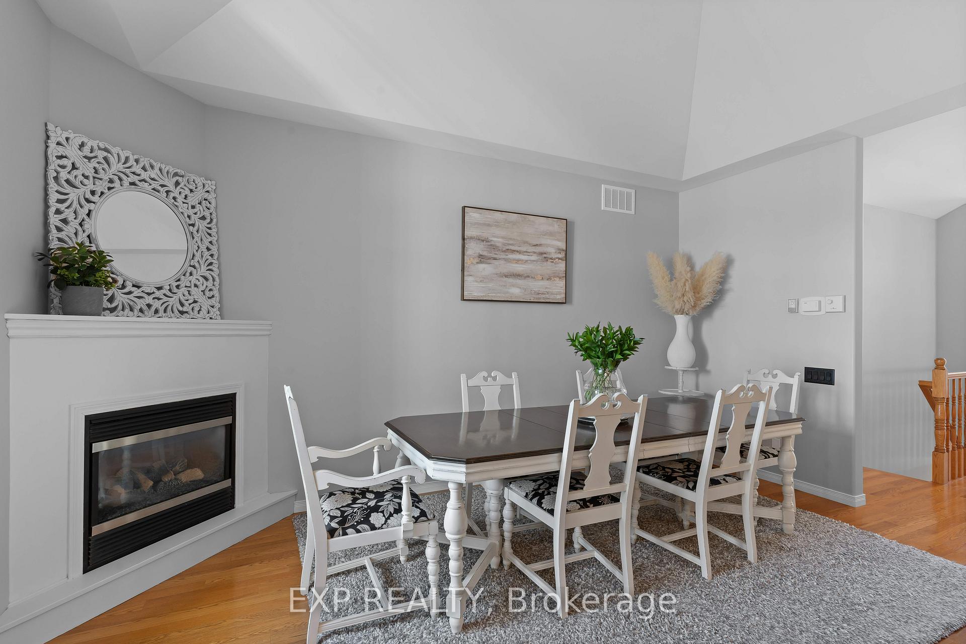 Photo 8 of 106 Hickory Grove, Belleville, Belleville Ward — HOMEH