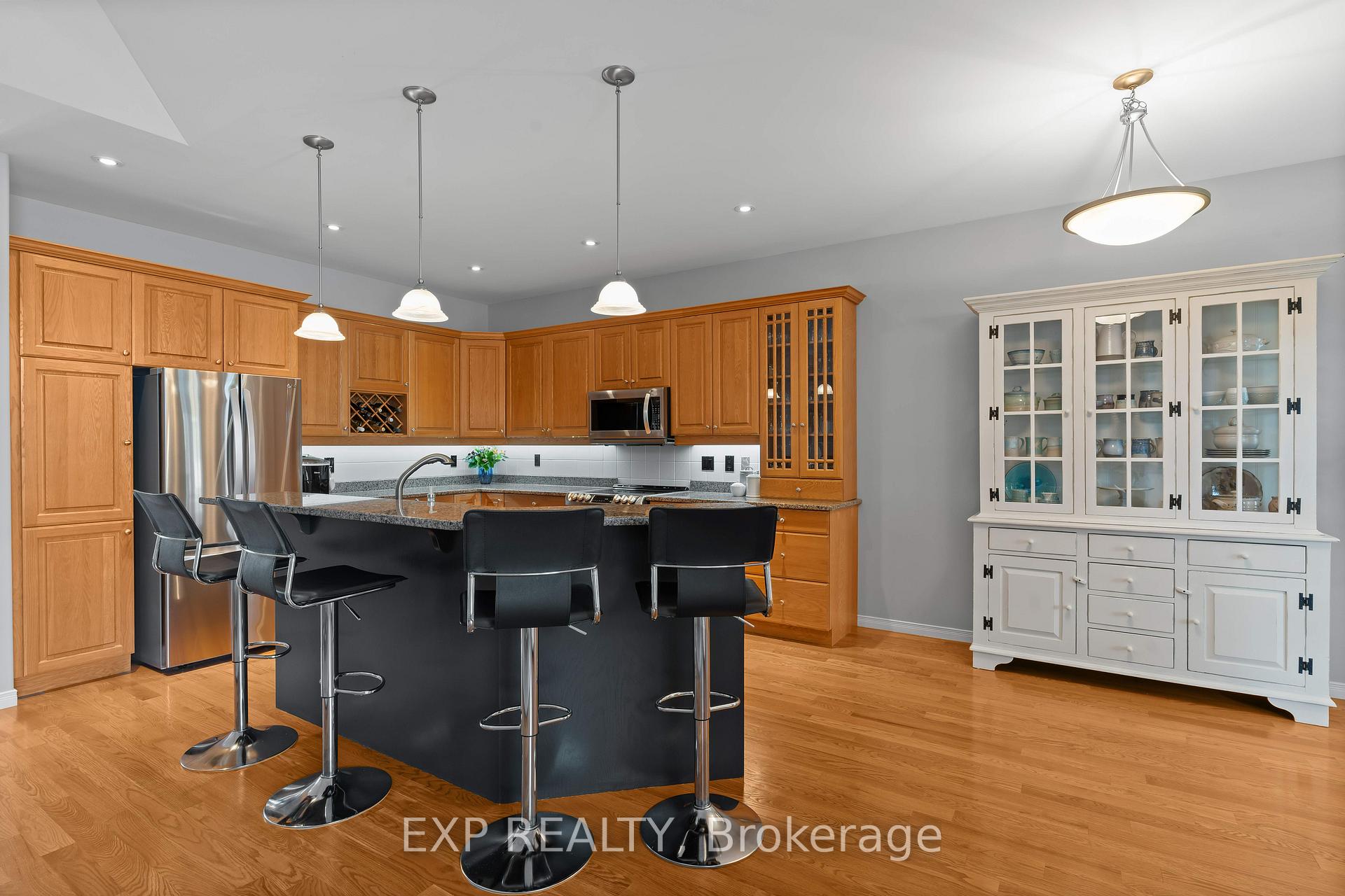 Photo 9 of 106 Hickory Grove, Belleville, Belleville Ward — HOMEH