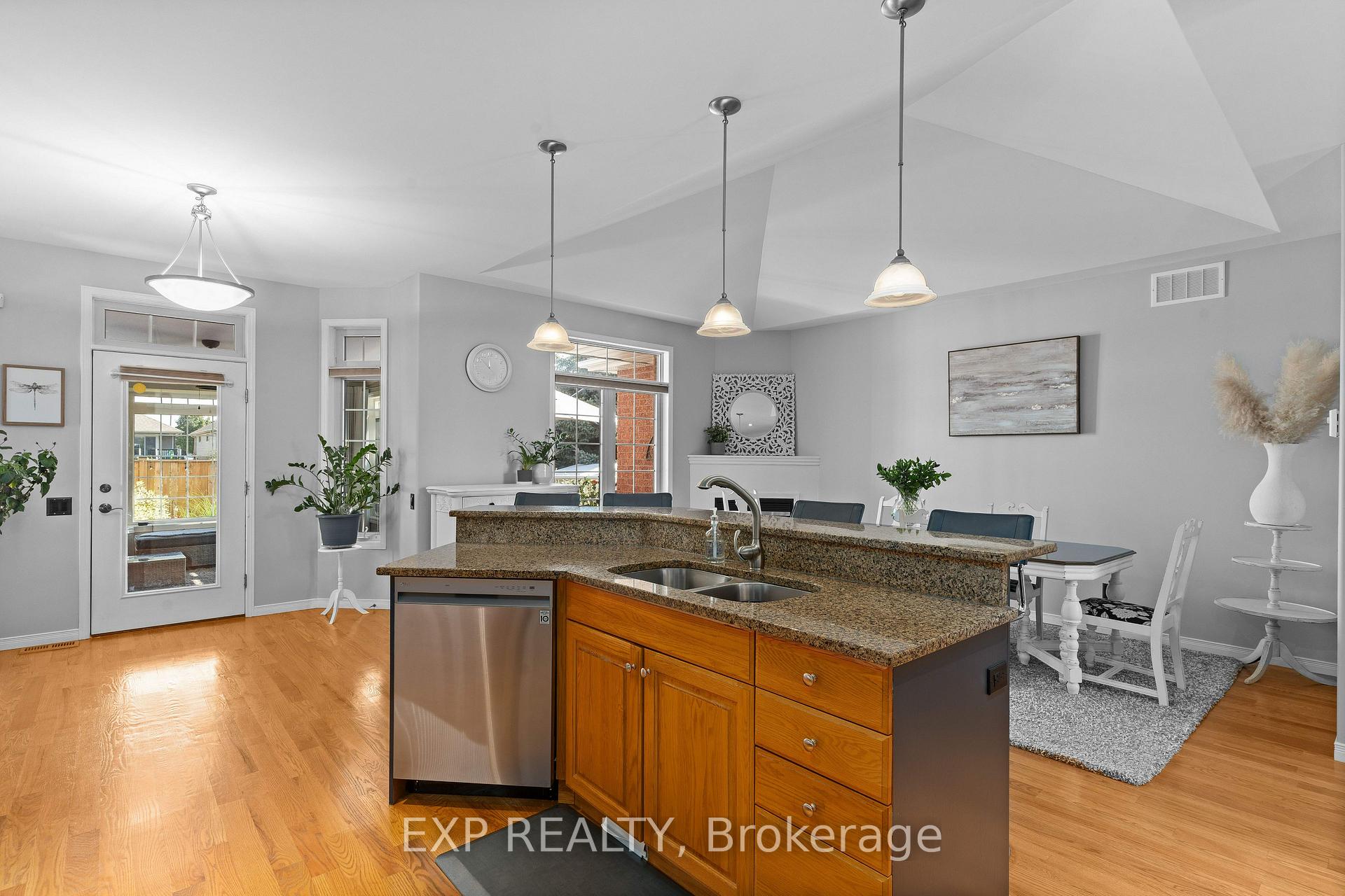 Photo 11 of 106 Hickory Grove, Belleville, Belleville Ward — HOMEH