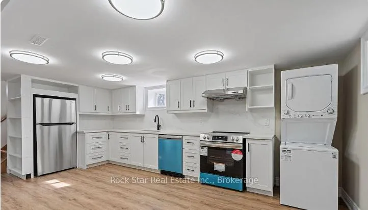 Photo 17 of 28 Dale Avenue, Hamilton, Stoney Creek — HOMEH