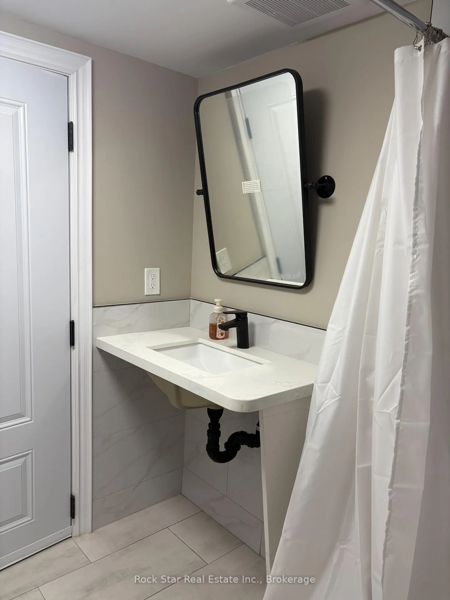 Photo 27 of 28 Dale Avenue, Hamilton, Stoney Creek — HOMEH