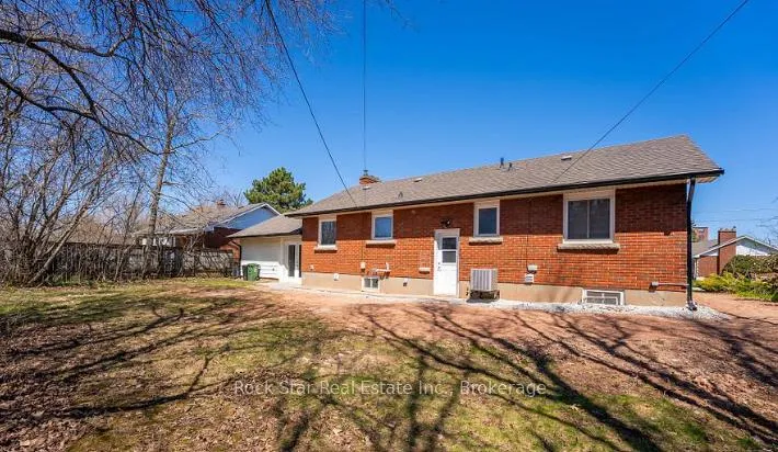 Photo 29 of 28 Dale Avenue, Hamilton, Stoney Creek — HOMEH
