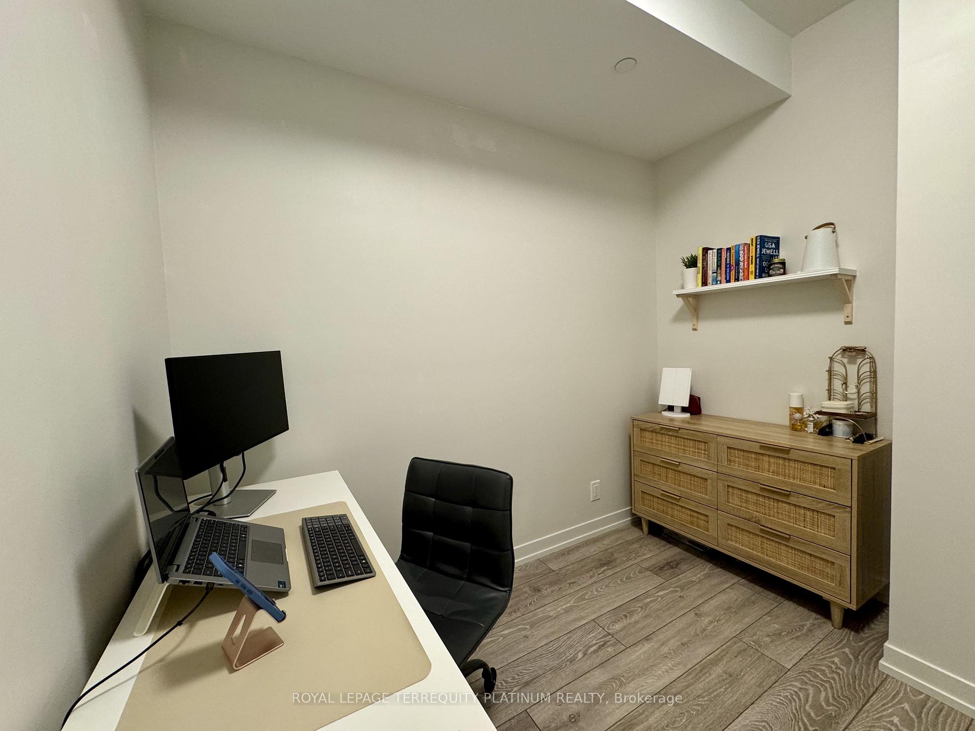 Photo 10 of Unit 605, 2020 Bathurst Street, Toronto, Humewood-Cedarvale — HOMEH
