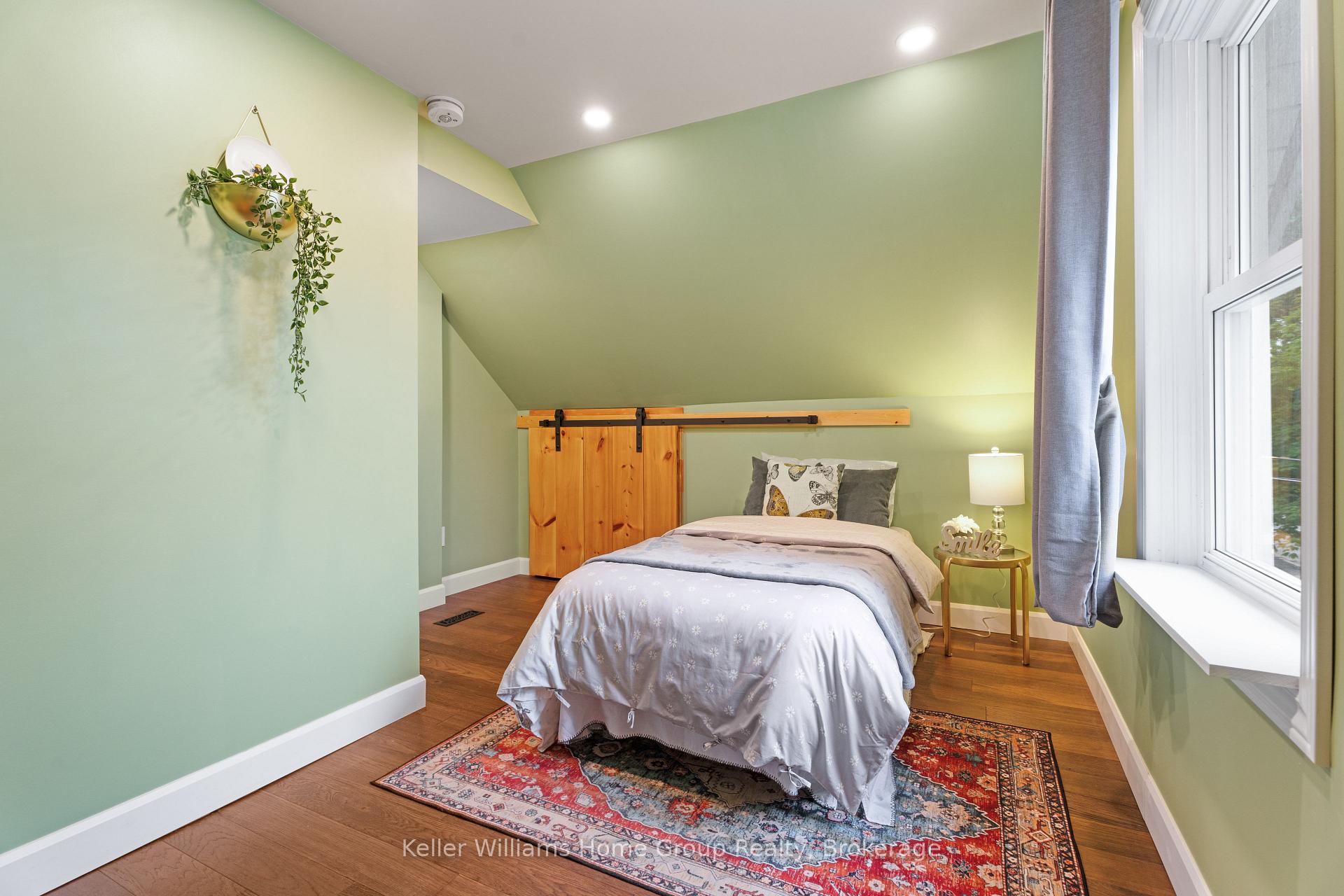 Photo 29 of 16 Walter Street, Guelph, St. Patrick's Ward — HOMEH