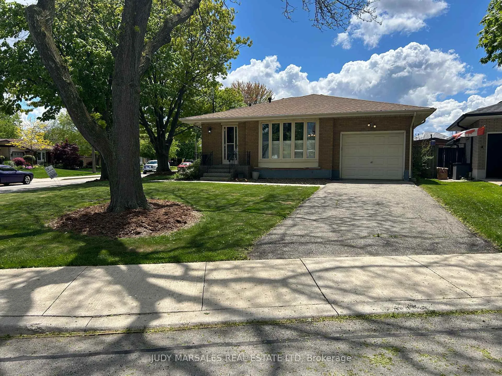 Photo 1 of 2 Melody Court, Hamilton, Thorner — HOMEH