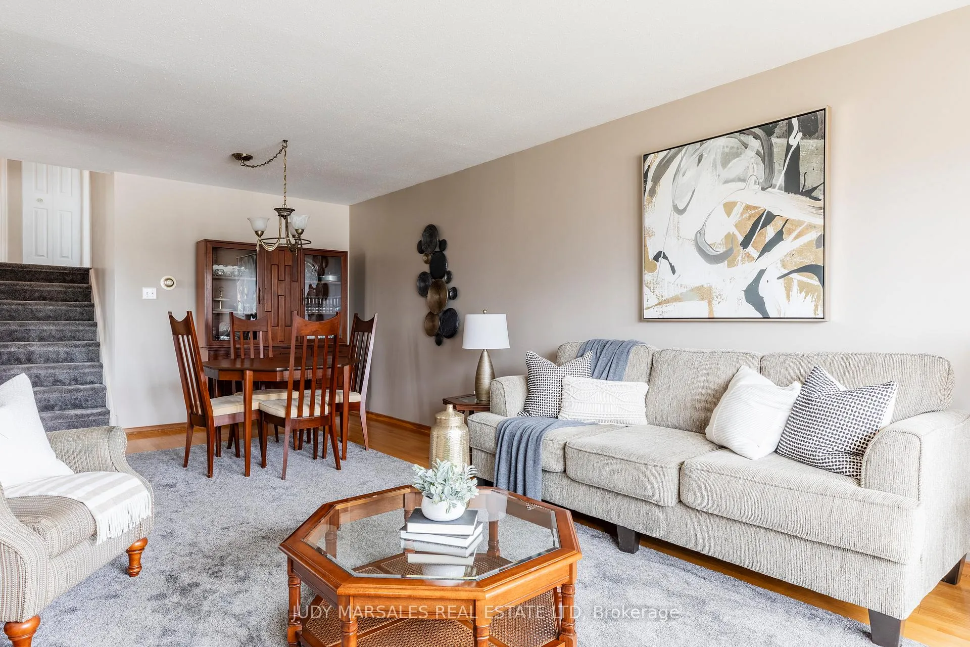 Photo 7 of 2 Melody Court, Hamilton, Thorner — HOMEH