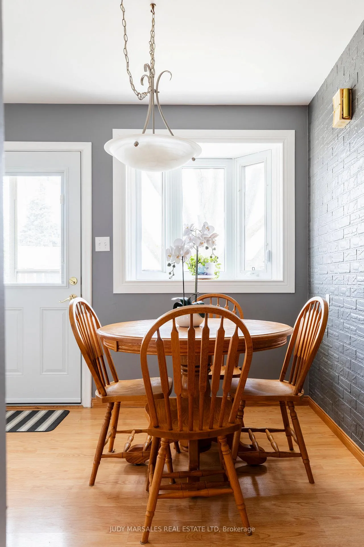 Photo 10 of 2 Melody Court, Hamilton, Thorner — HOMEH