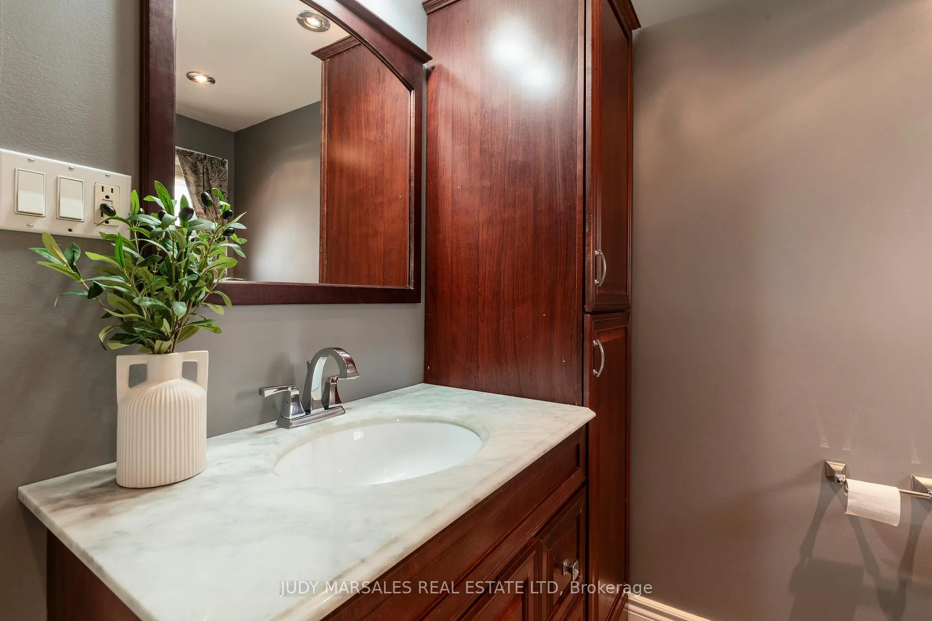 Photo 26 of 2 Melody Court, Hamilton, Thorner — HOMEH