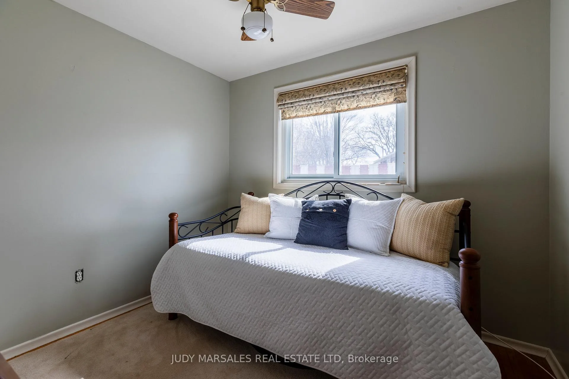 Photo 30 of 2 Melody Court, Hamilton, Thorner — HOMEH