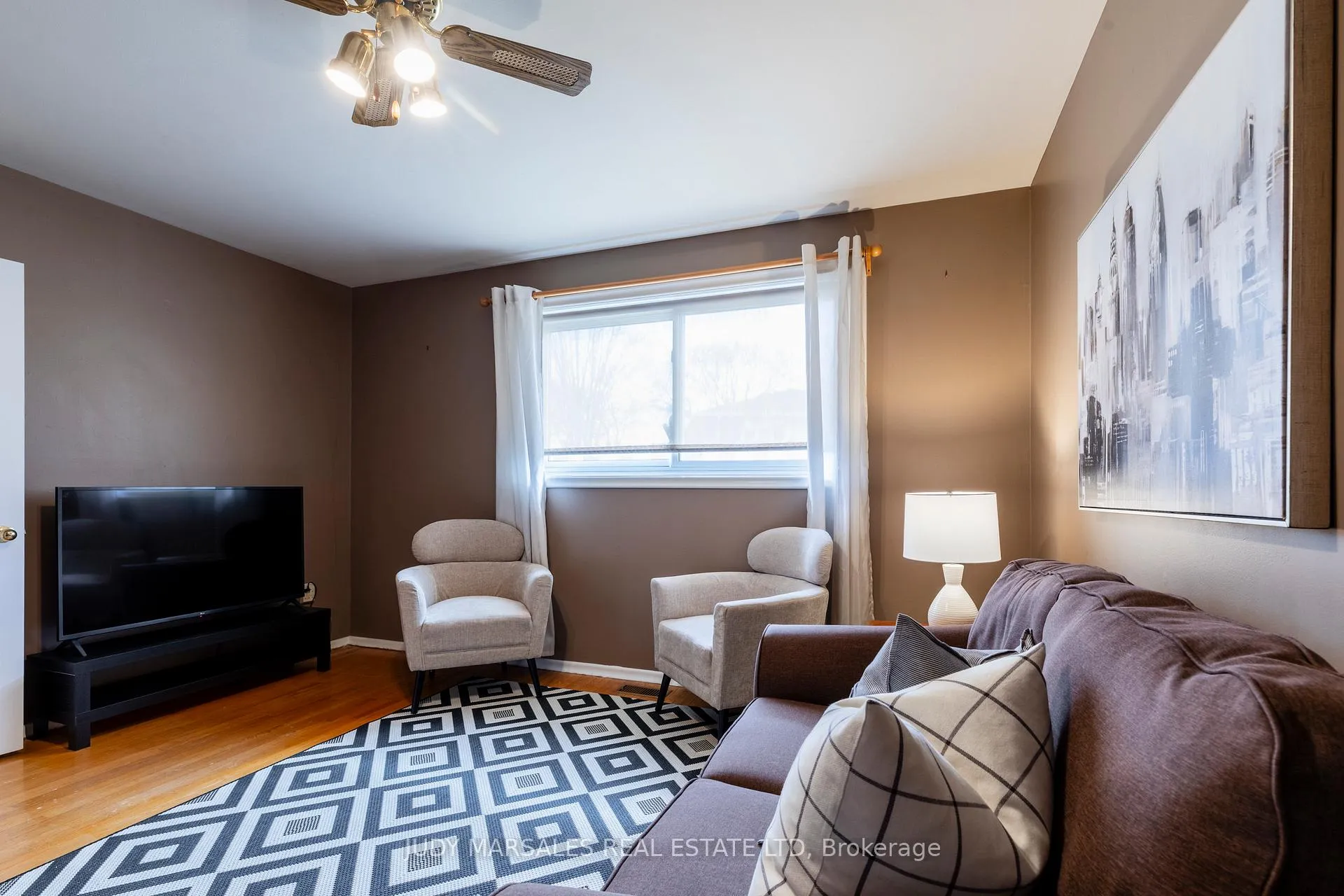 Photo 34 of 2 Melody Court, Hamilton, Thorner — HOMEH