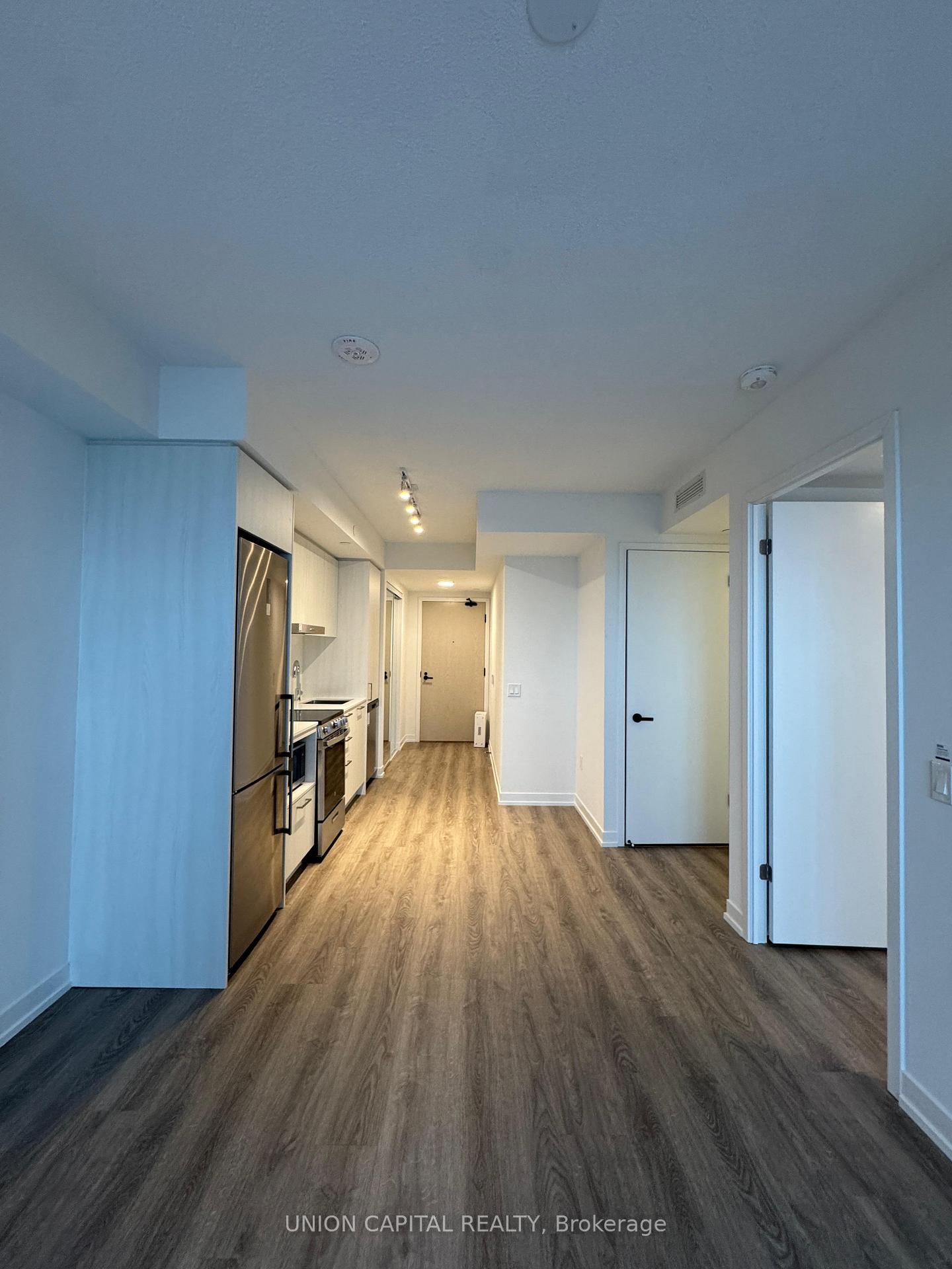 Photo 1 of Unit 1901, 195 Commerce Street E, Vaughan, Vaughan Corporate Centre — HOMEH