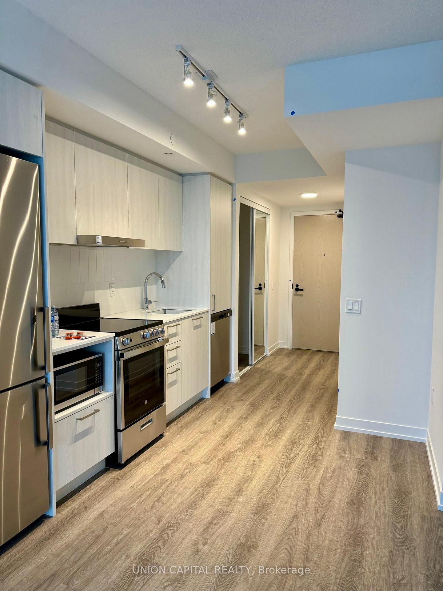 Photo 2 of Unit 1901, 195 Commerce Street E, Vaughan, Vaughan Corporate Centre — HOMEH