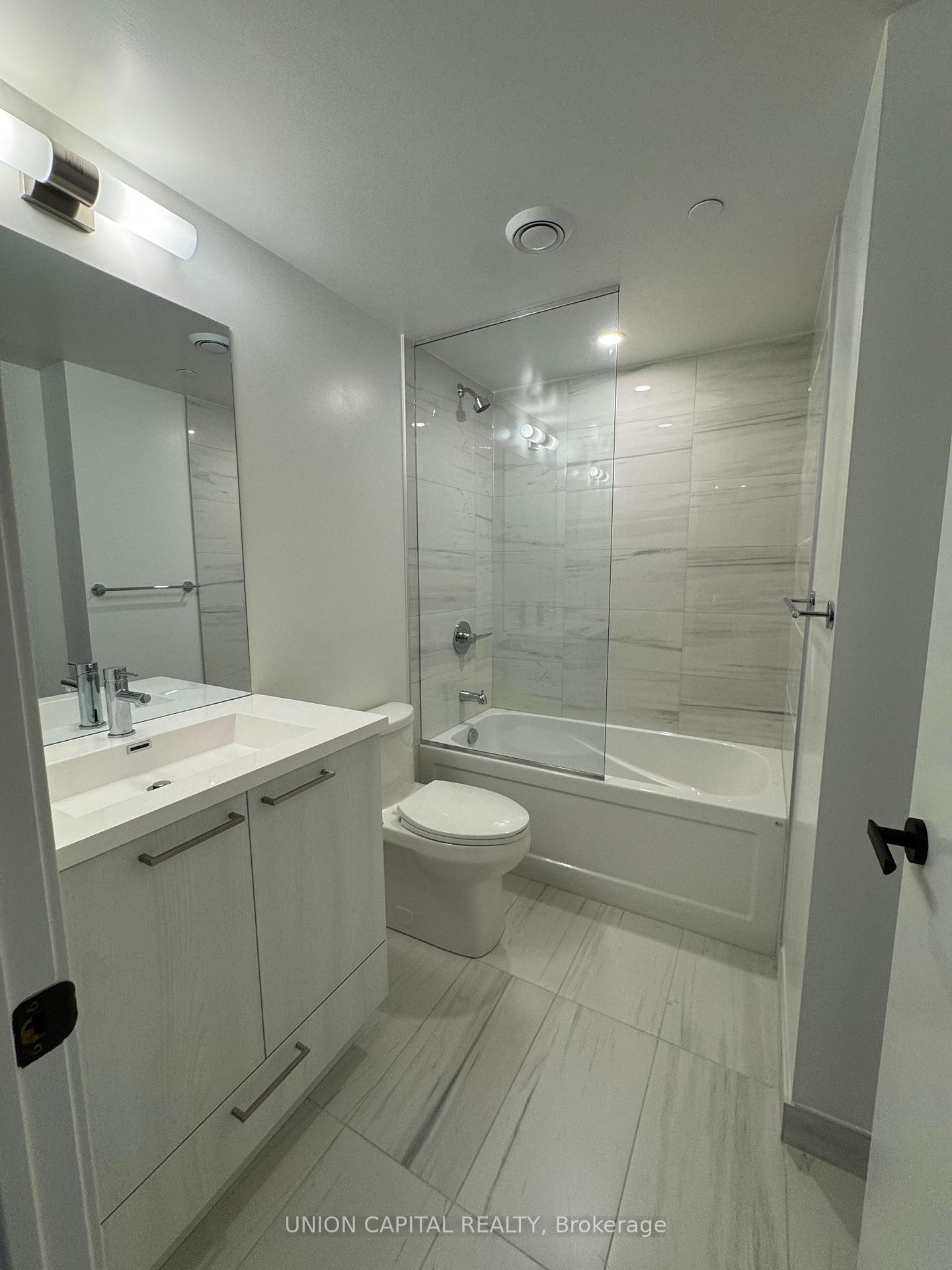 Photo 9 of Unit 1901, 195 Commerce Street E, Vaughan, Vaughan Corporate Centre — HOMEH