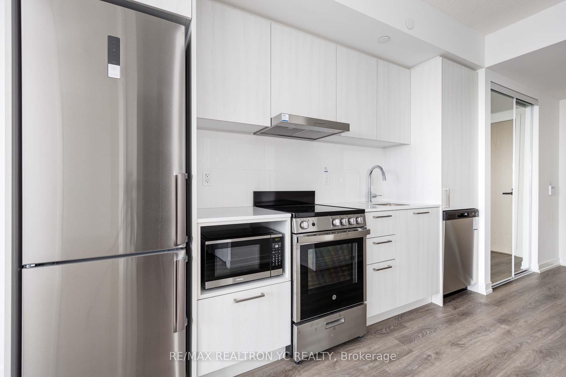 Photo 3 of Unit 1809, 195 commerce Street, Vaughan, Vaughan Corporate Centre — HOMEH