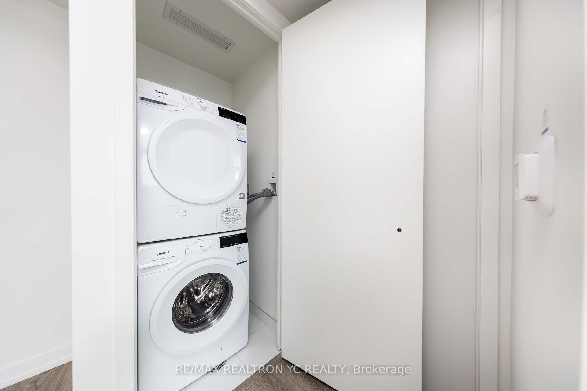 Photo 10 of Unit 1809, 195 commerce Street, Vaughan, Vaughan Corporate Centre — HOMEH