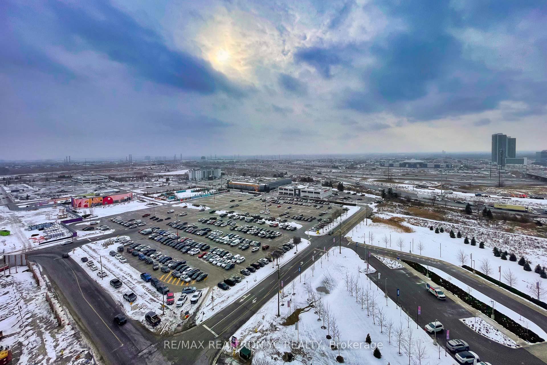 Photo 24 of Unit 1809, 195 commerce Street, Vaughan, Vaughan Corporate Centre — HOMEH