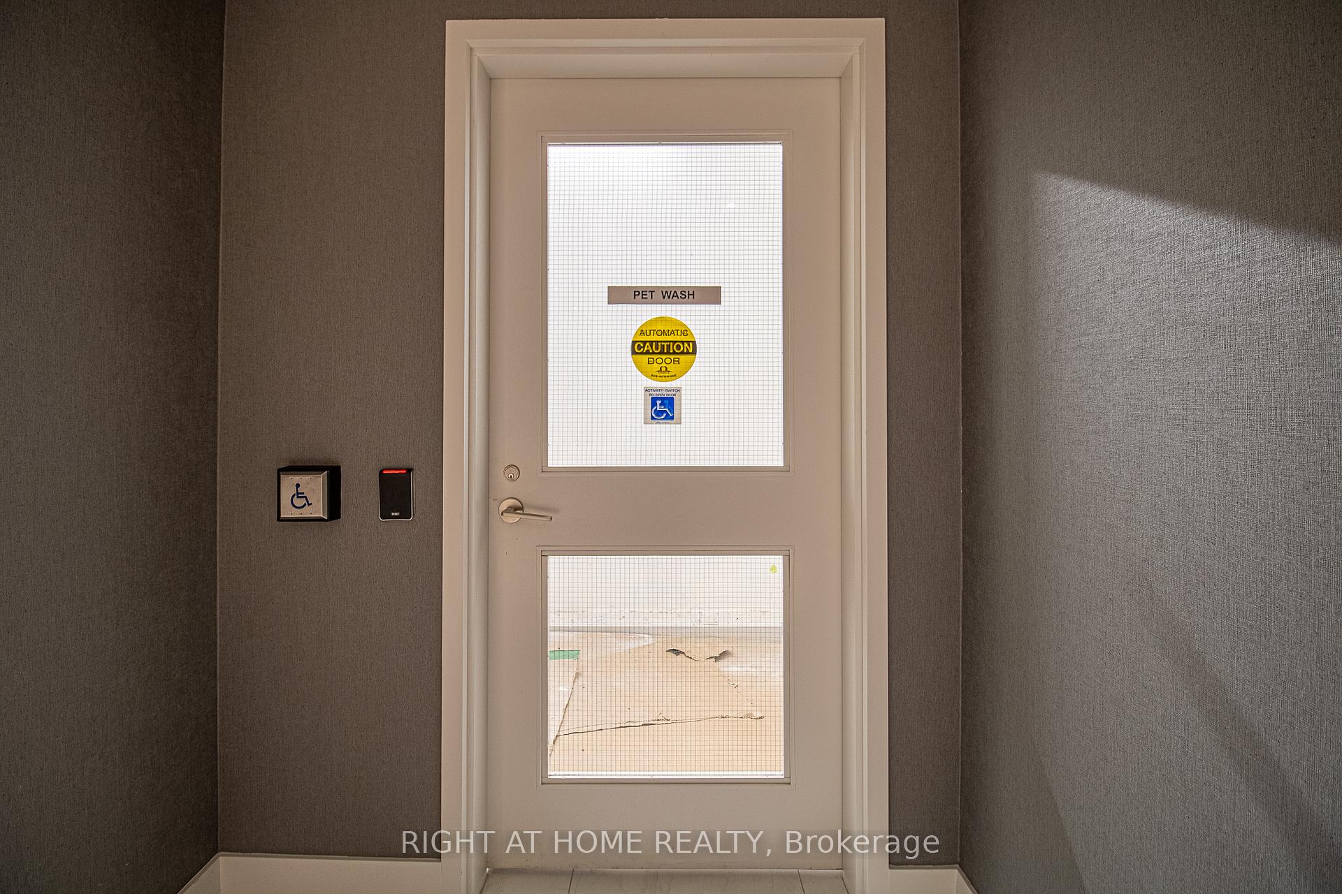 Photo 5 of Unit 3507, 30 upper mall Way, Vaughan, Brownridge — HOMEH