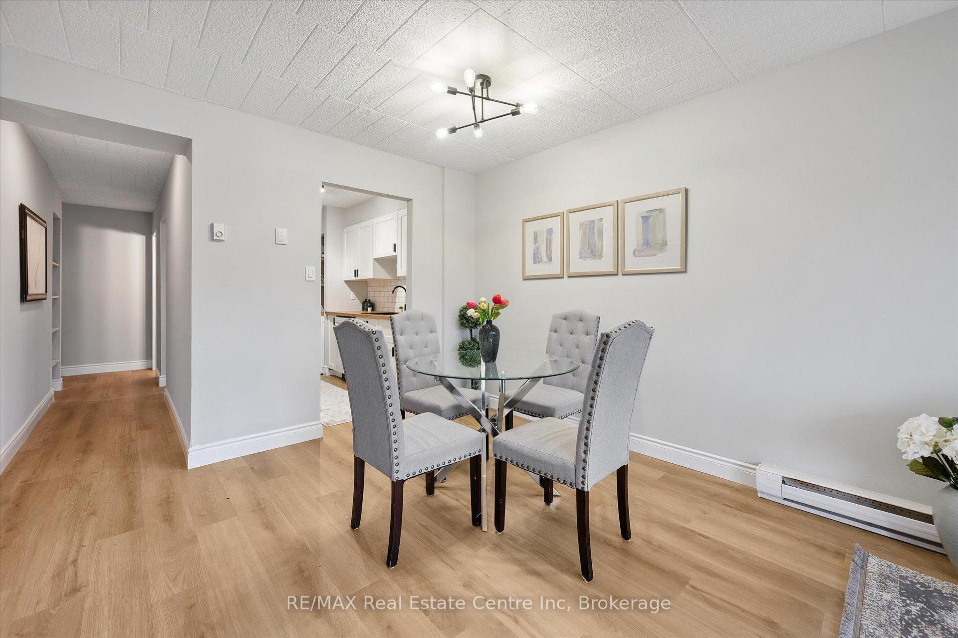 Photo 2 of Unit 102, 105 Conroy Crescent, Guelph, Dovercliffe Park/Old University — HOMEH
