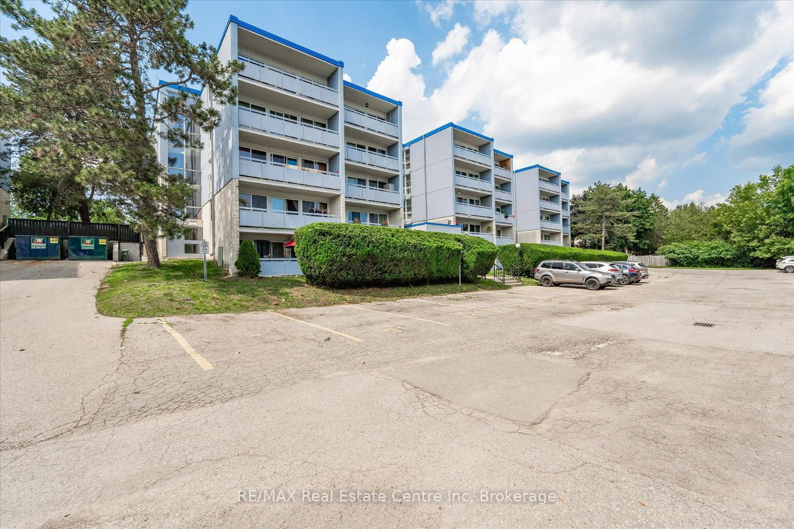 Photo 13 of Unit 102, 105 Conroy Crescent, Guelph, Dovercliffe Park/Old University — HOMEH