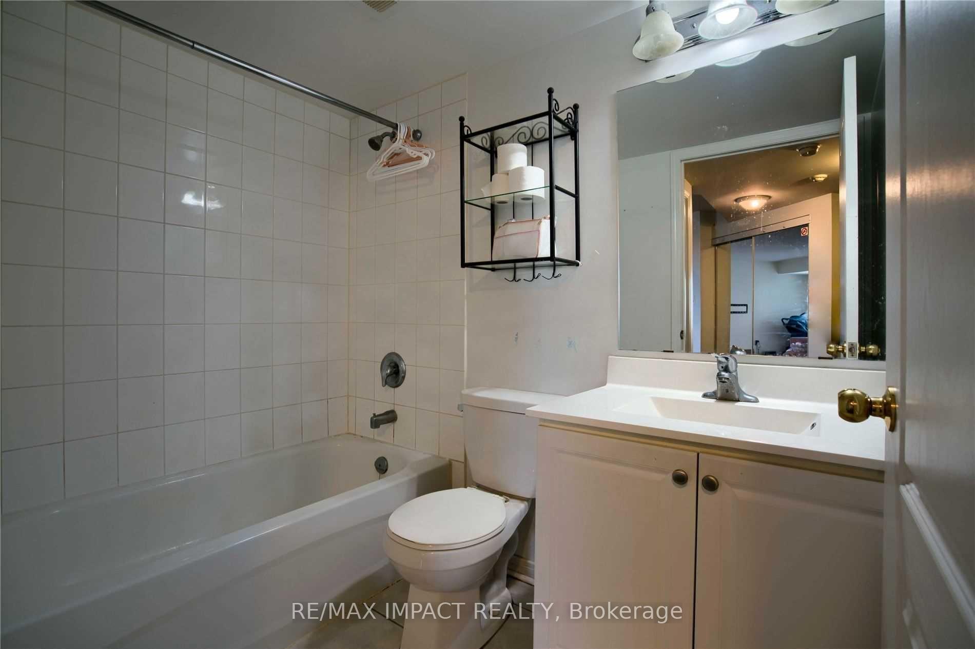 Photo 5 of Unit 615, 4600 Steeles Avenue, Markham, Milliken Mills East — HOMEH