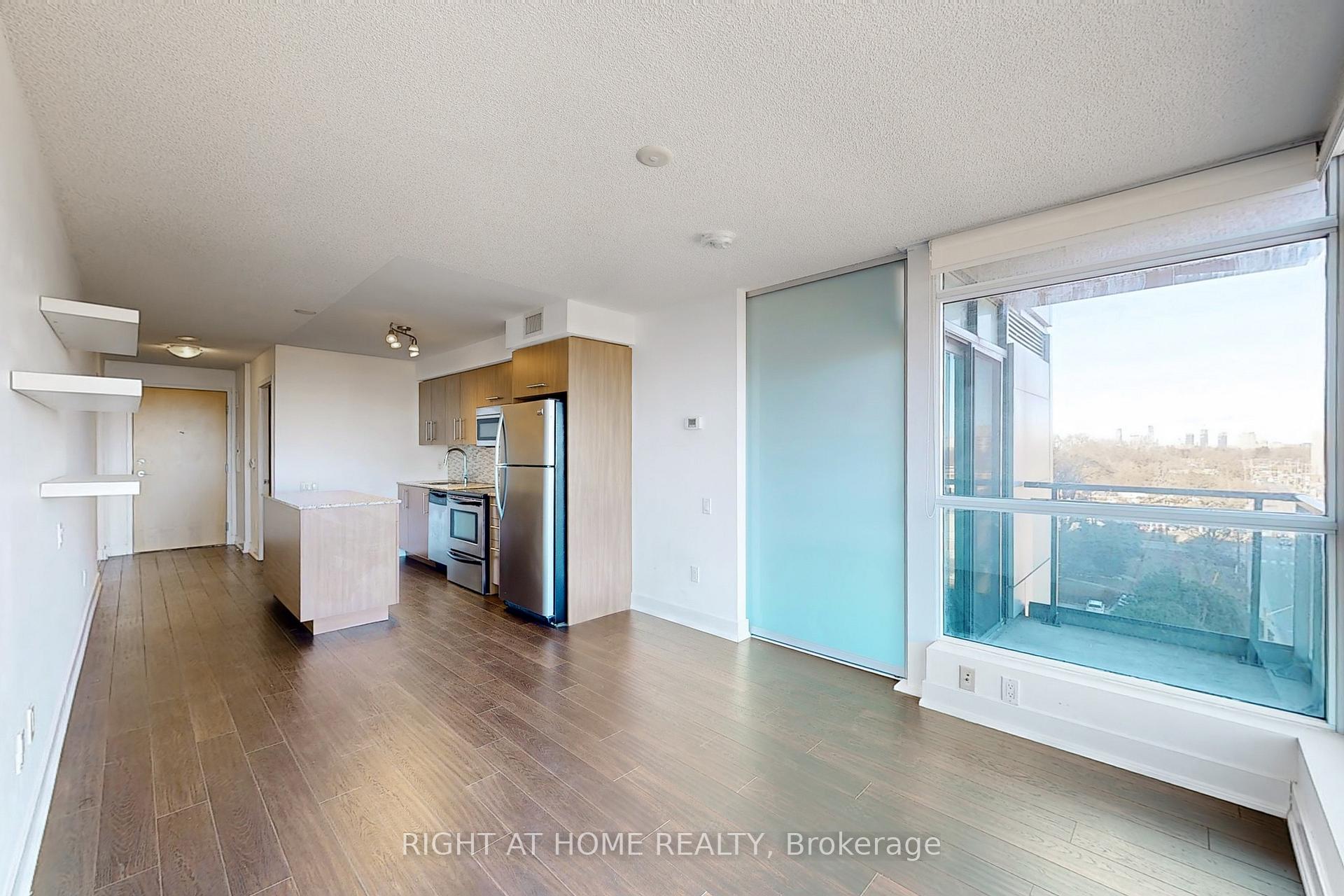 Photo 6 of Unit 806, 1048 Broadview Avenue, Toronto, Broadview North — HOMEH