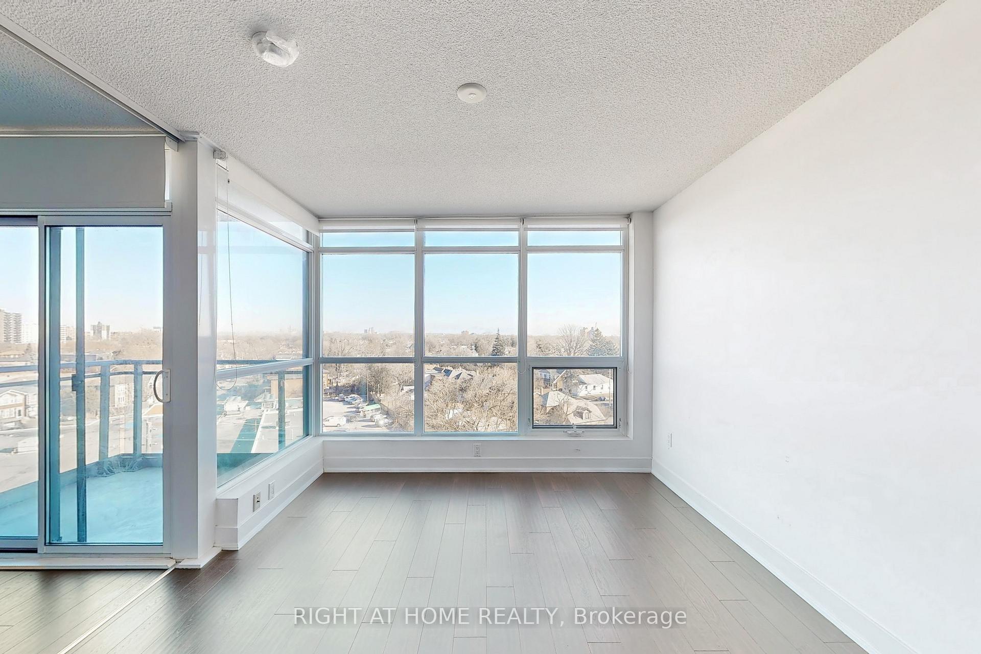 Photo 5 of Unit 806, 1048 Broadview Avenue, Toronto, Broadview North — HOMEH