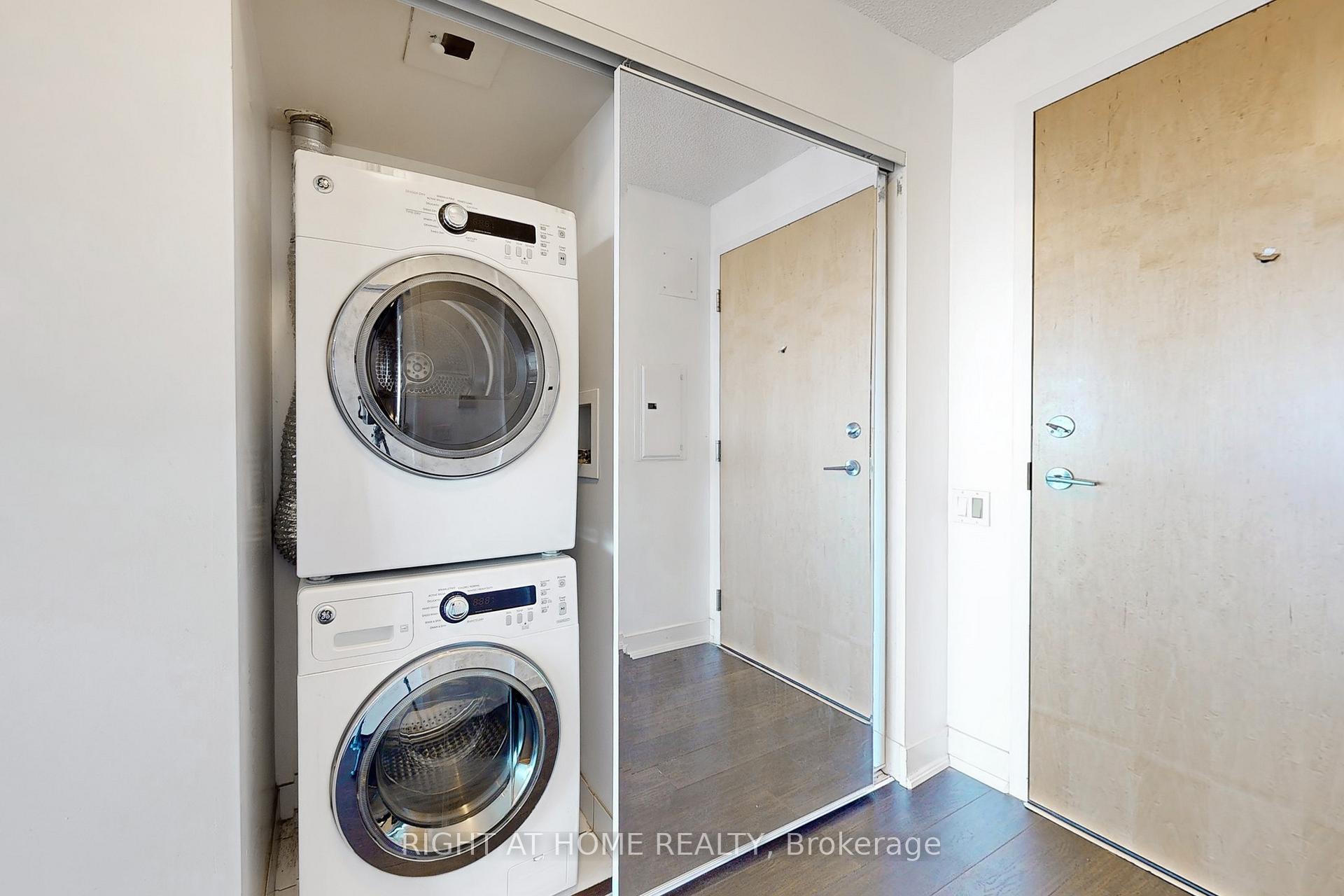 Photo 16 of Unit 806, 1048 Broadview Avenue, Toronto, Broadview North — HOMEH