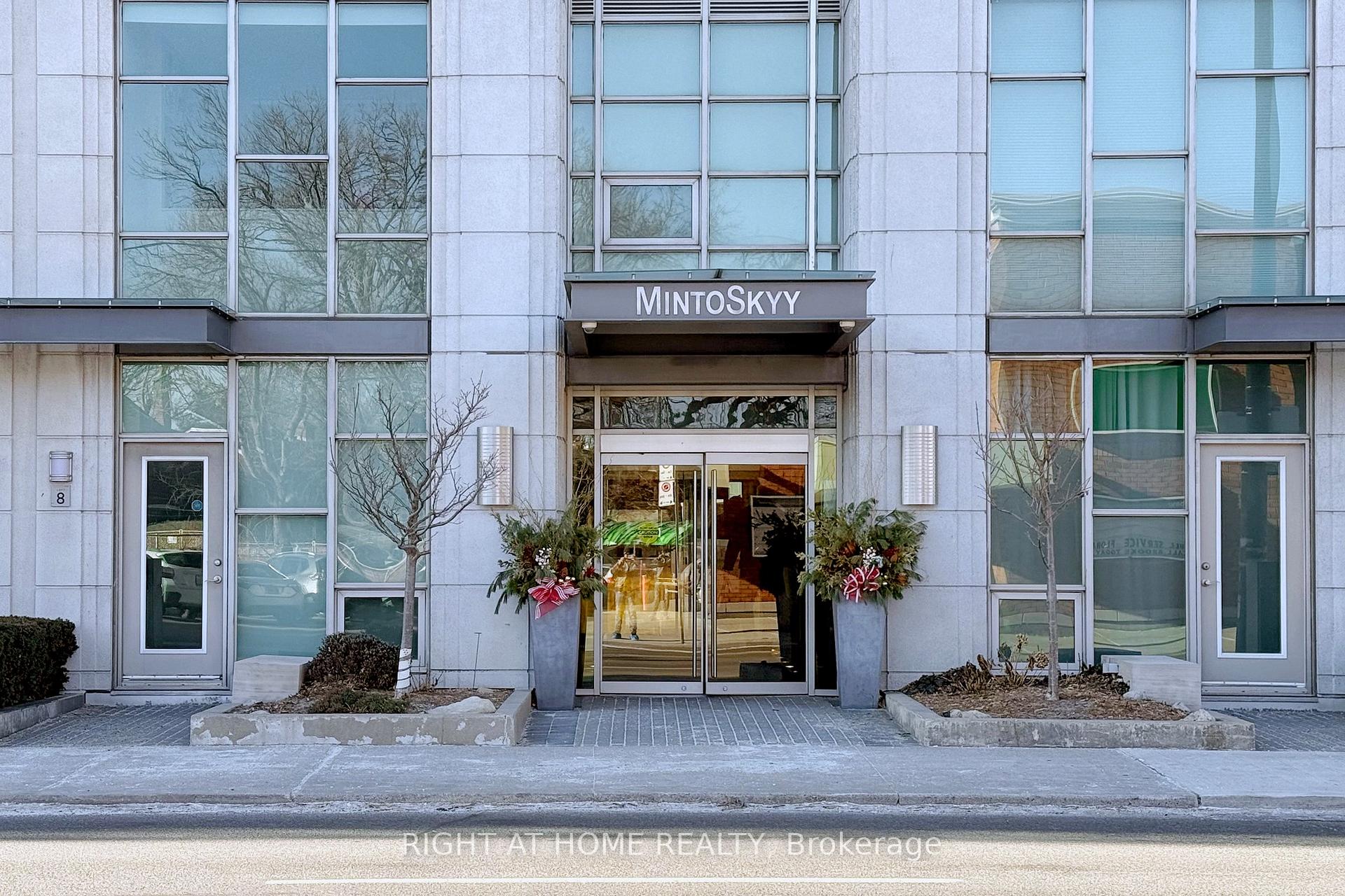 Photo 24 of Unit 806, 1048 Broadview Avenue, Toronto, Broadview North — HOMEH