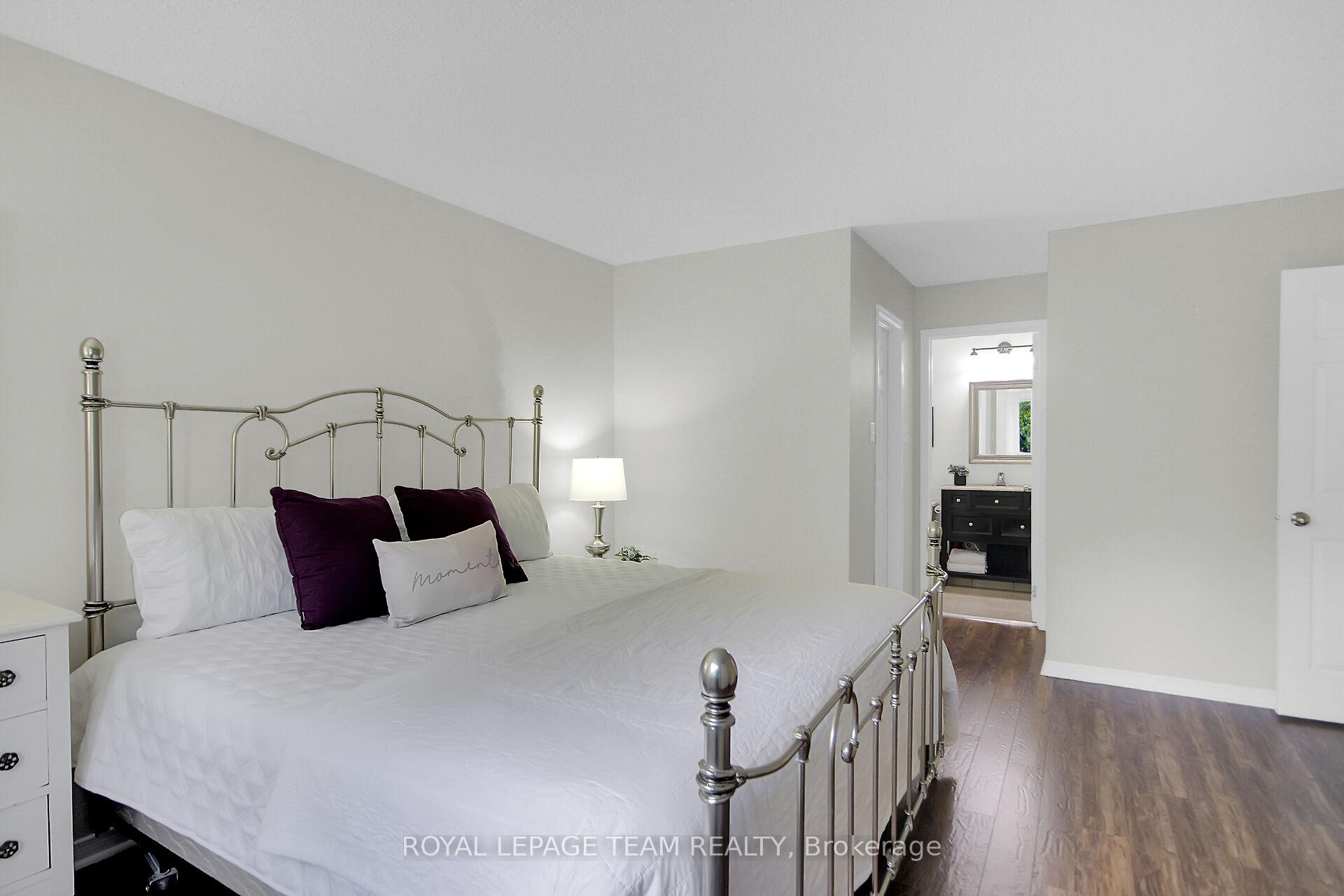 Photo 17 of 3317 Wild Cherry Drive, Ottawa, Osgoode — HOMEH