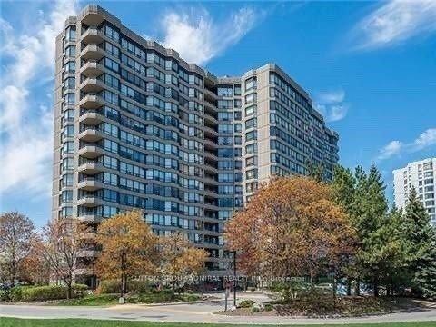 Front of Unit 1109, 7440 Bathurst Street