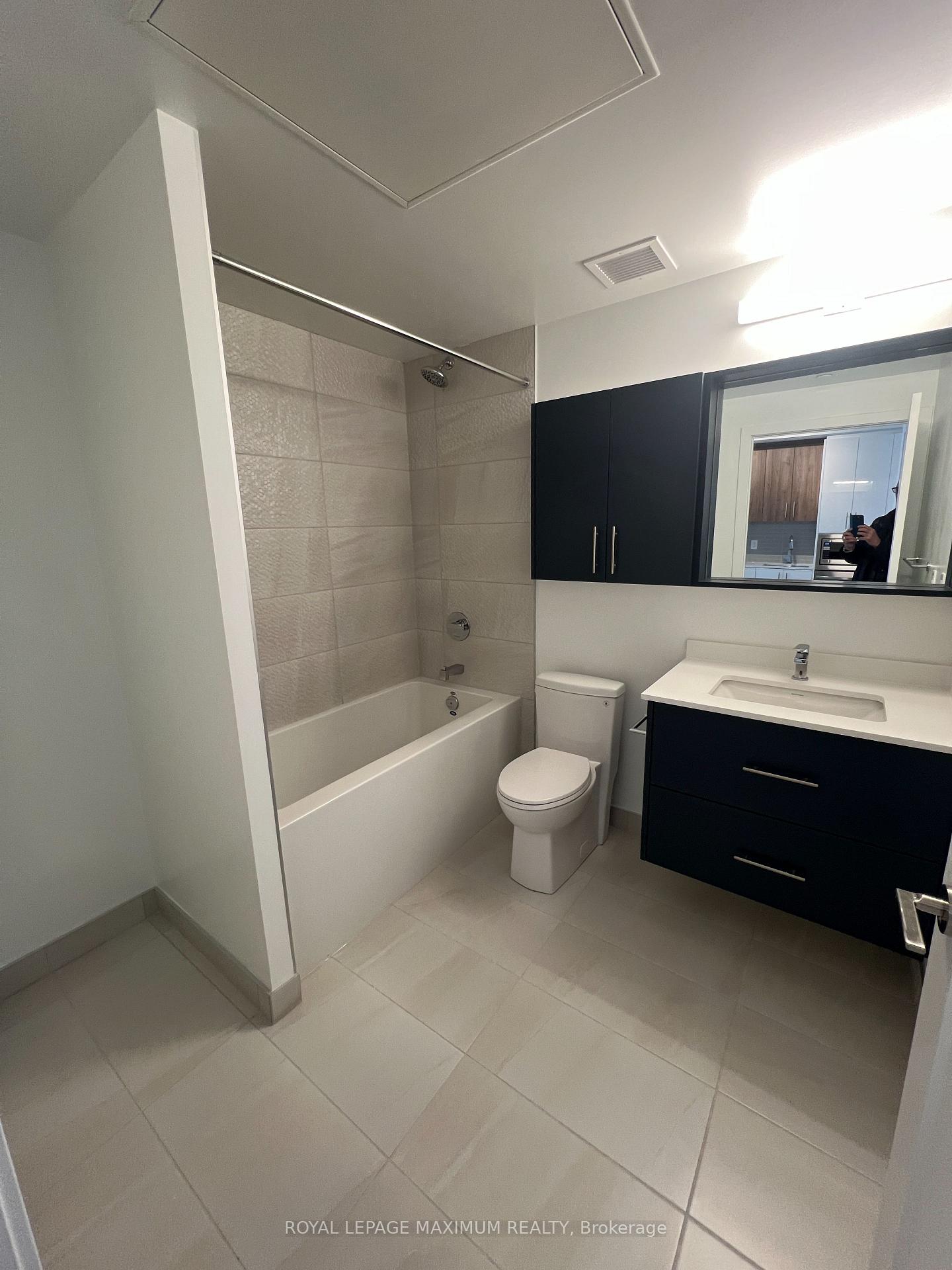 Photo 5 of Unit 520, 9751 Markham Road, Markham, Greensborough — HOMEH