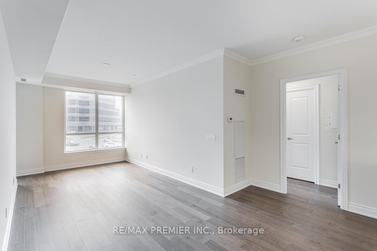 Photo 6 of Unit 211, 9075 Jane Street, Vaughan, Concord — HOMEH