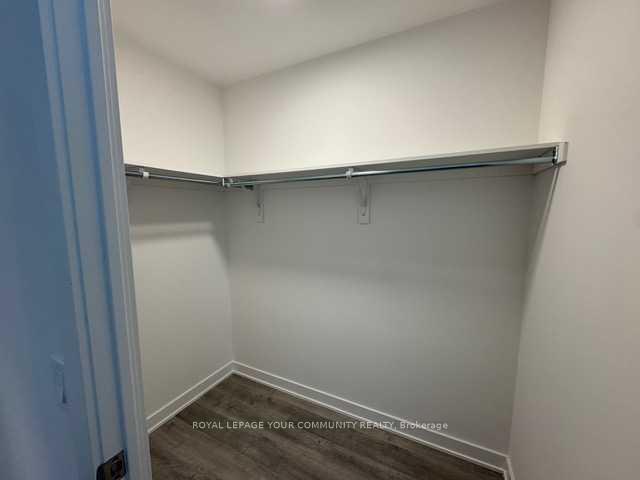 Photo 10 of Unit 410, 30 Upper Mall Way, Vaughan, Brownridge — HOMEH