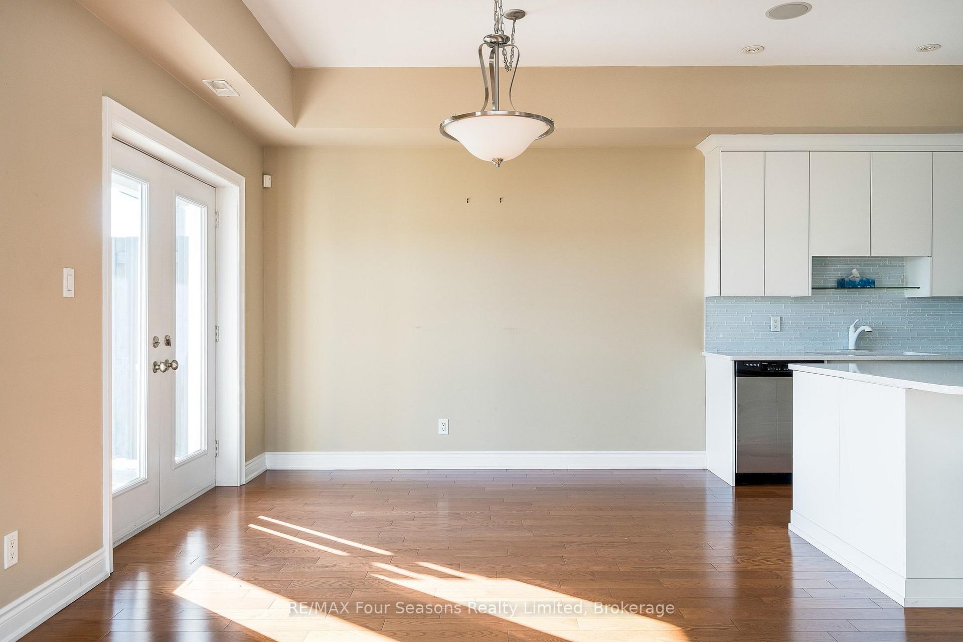 Photo 22 of Unit 305, 27 Beaver Street S, Blue Mountains — HOMEH